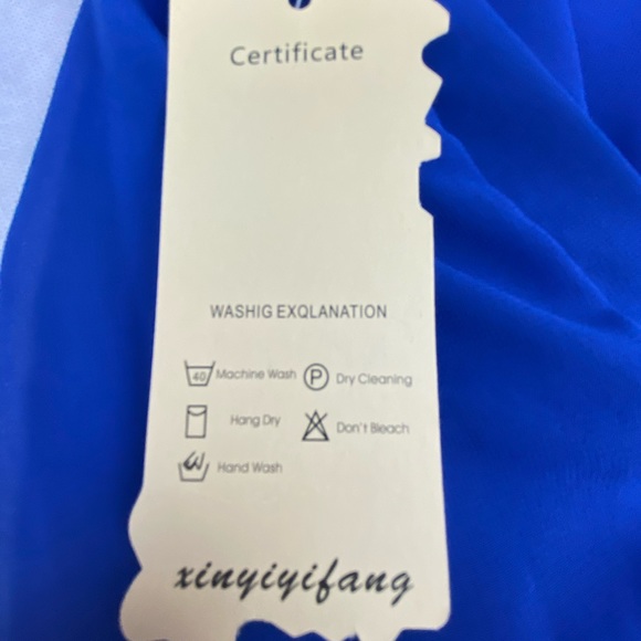 Women's NWT Sheer Blouse - Picture 6 of 6